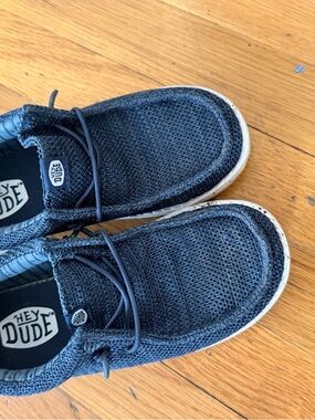 Hey Dude Knit Slip-On Shoes in Navy and White size 1